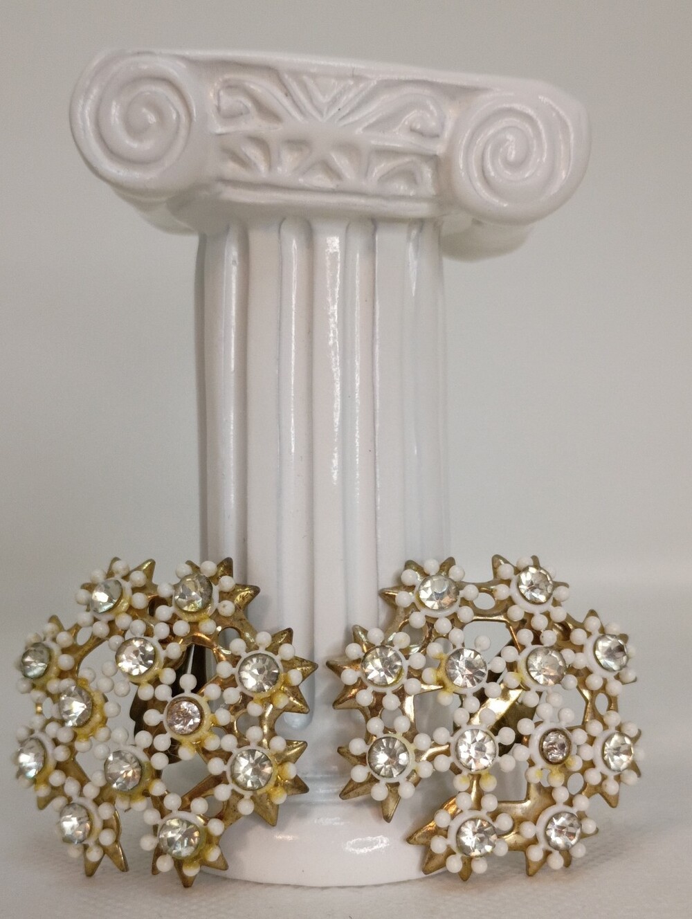 White and Gold Floral Cluster Earrings - Unbranded